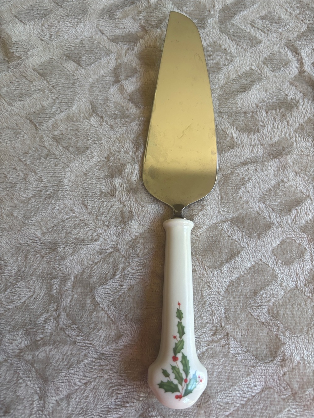 Lenox Ceramic-Handled Cake/Dessert Server with Holly Motif